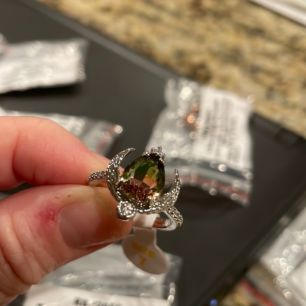 Bomb party size 7 ring